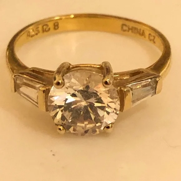 925 Engagement/Anniversary Ring - Picture 3 of 8